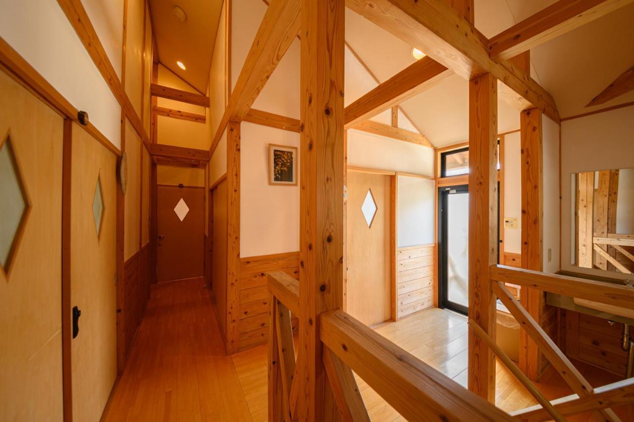 Bed and breakfast Yufuin Flora House Extérieur photo