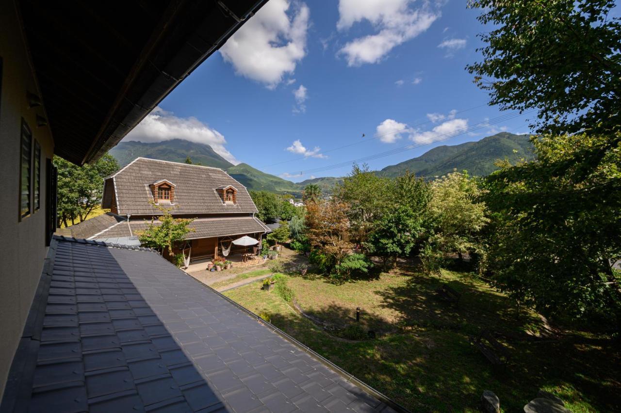 Bed and breakfast Yufuin Flora House Extérieur photo