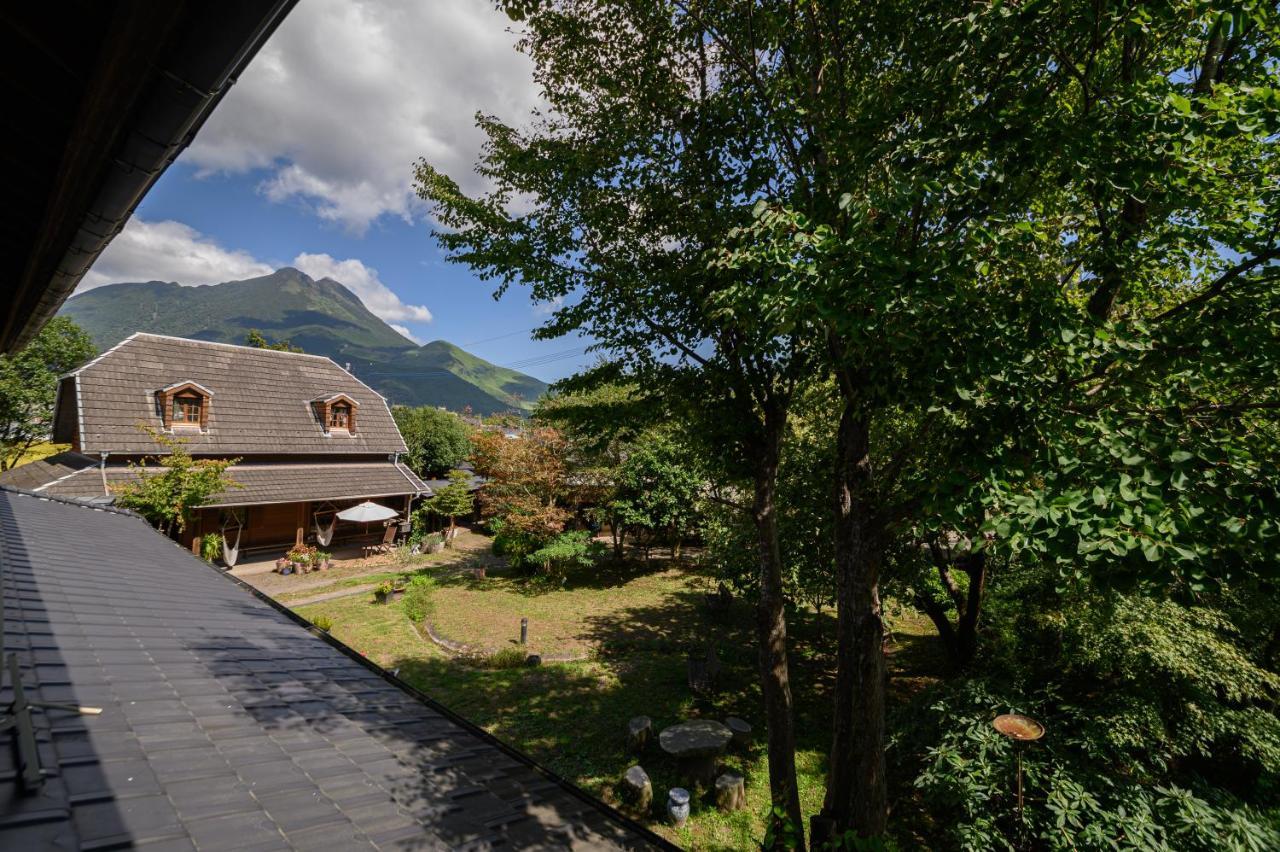Bed and breakfast Yufuin Flora House Extérieur photo